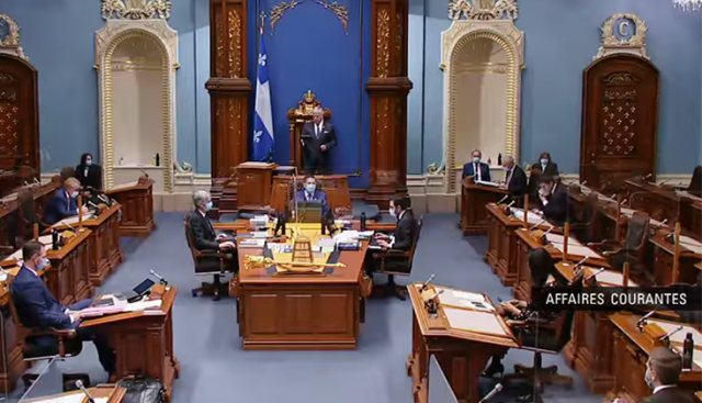 魁北克议会通过动议 或将对联邦期间申请人开放桥签